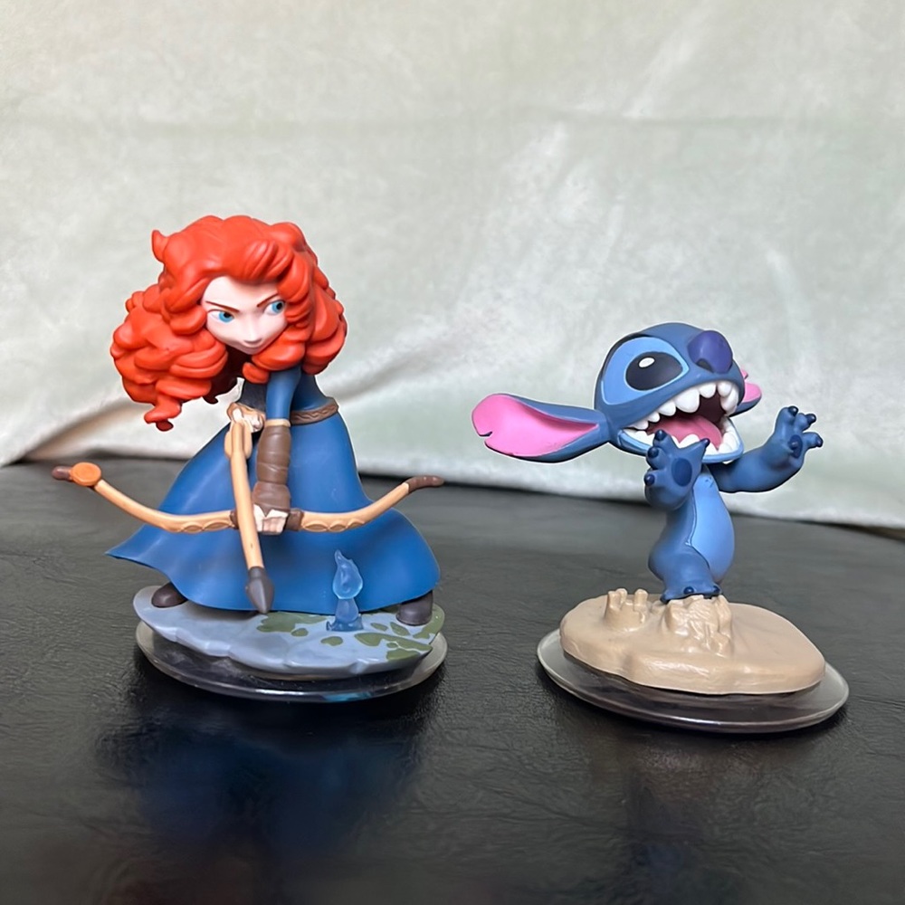 disney infinity 2.0 stitch and merida figures